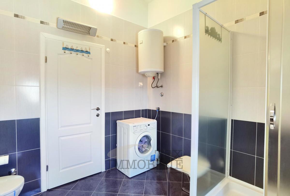 Bellissimo appartamento con due camere da letto, a soli 1.500 m dal mare