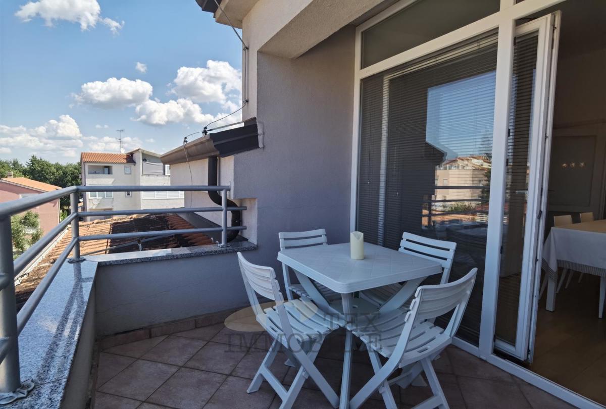 Bellissimo appartamento con due camere da letto, a soli 1.500 m dal mare