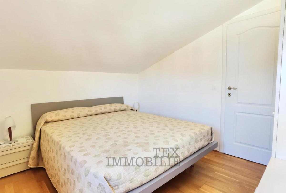 Bellissimo appartamento con due camere da letto, a soli 1.500 m dal mare