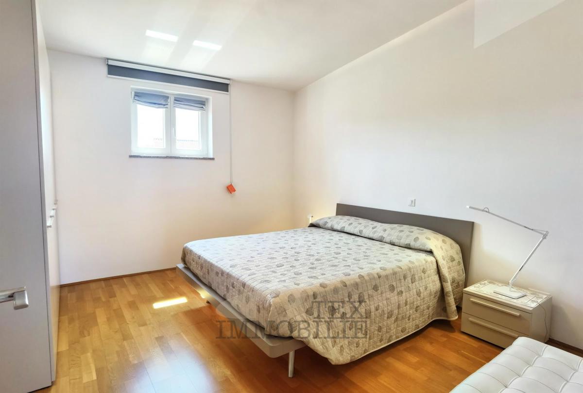 Bellissimo appartamento con due camere da letto, a soli 1.500 m dal mare