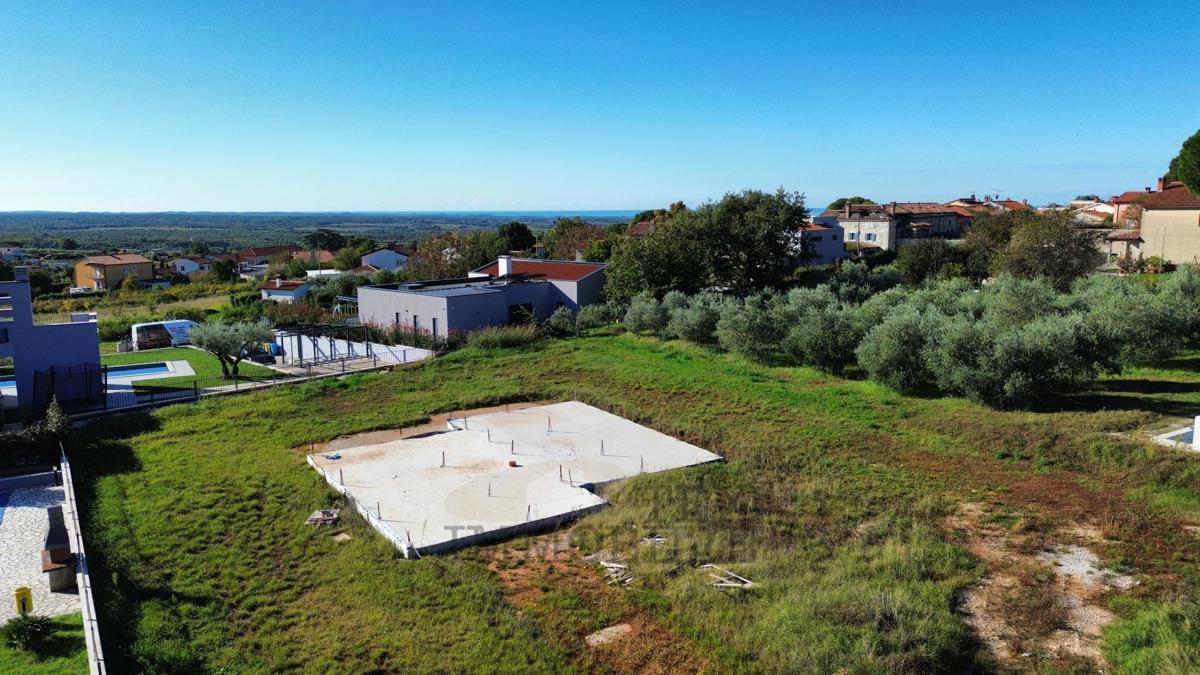 Terreno edificabile Poreč, 1.308m2