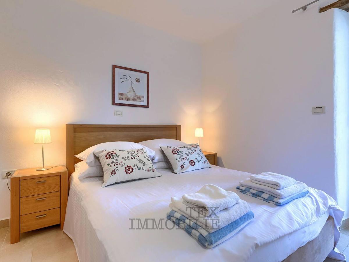 ISTRIA, BUJE – Lussuosa casa mediterranea con ampio terreno