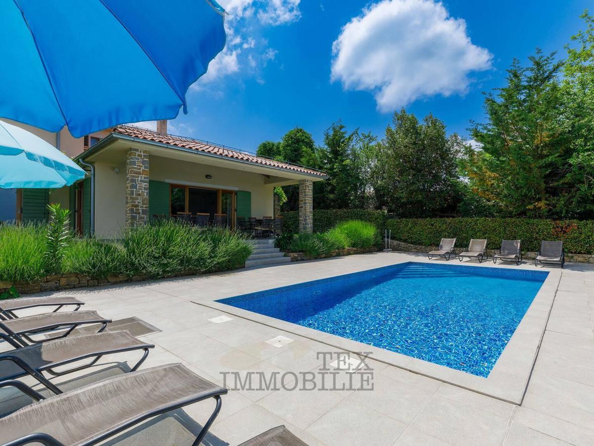 ISTRIA, BUJE – Lussuosa casa mediterranea con ampio terreno