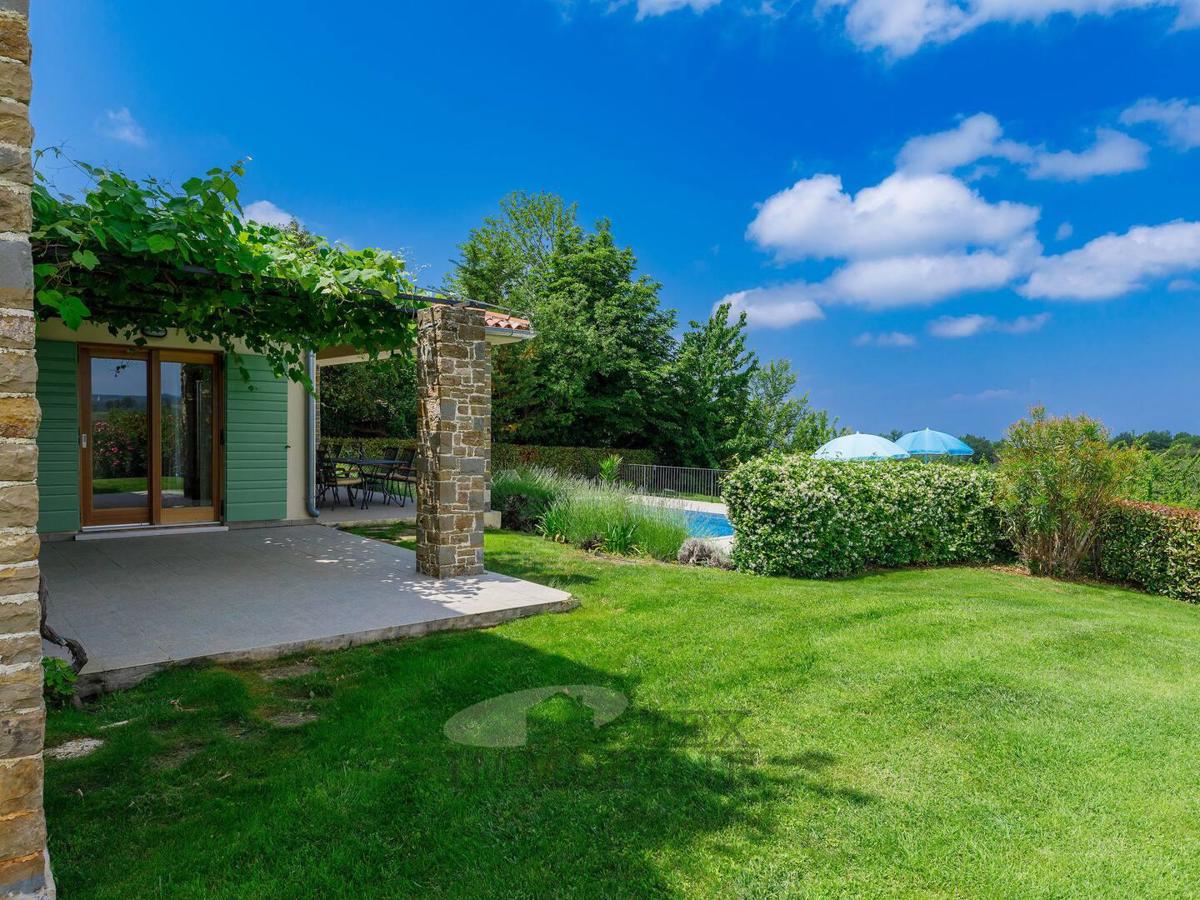 ISTRIA, BUJE – Lussuosa casa mediterranea con ampio terreno