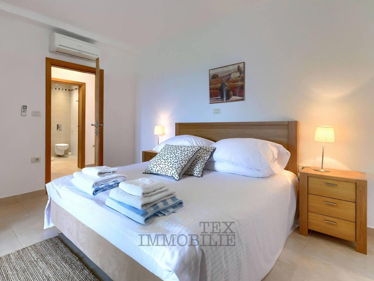 ISTRIA, BUJE – Lussuosa casa mediterranea con ampio terreno