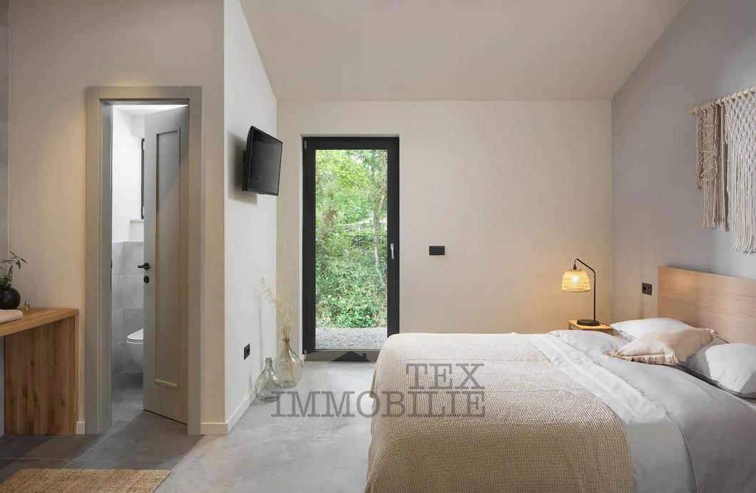 Poreč, villa con elementi tradizionali e design moderno