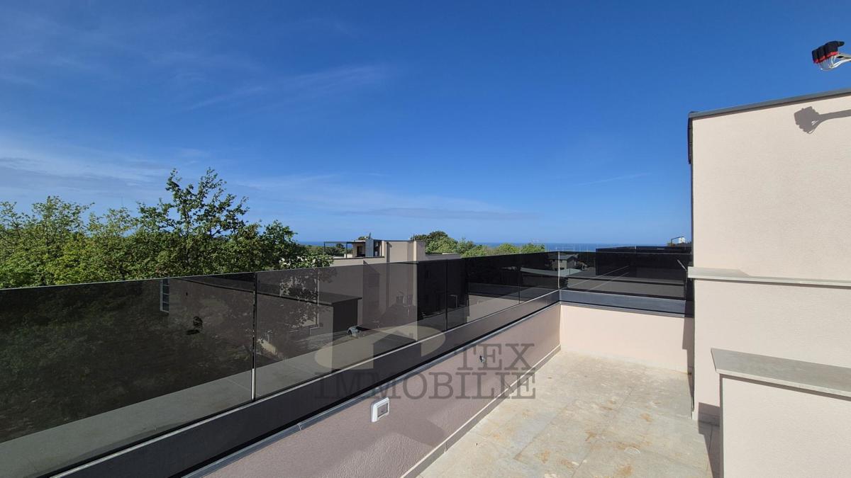 Nuovo appartamento vicino al mare e al centro di Parenzo 