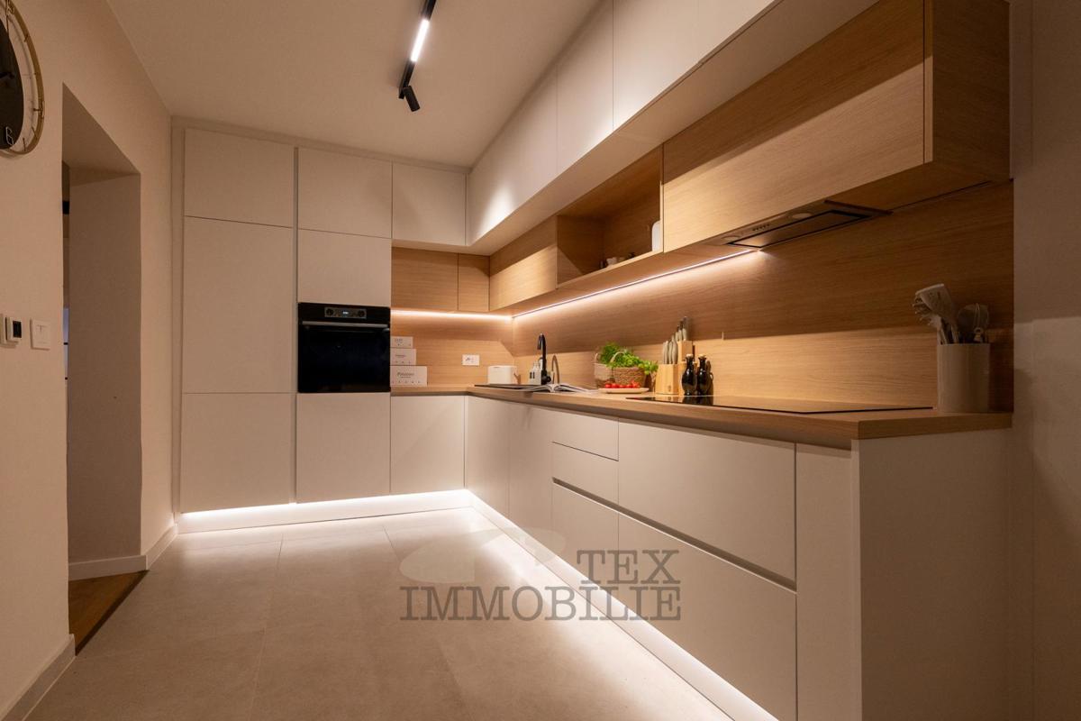 Parenzo, casa e terreno edificabile