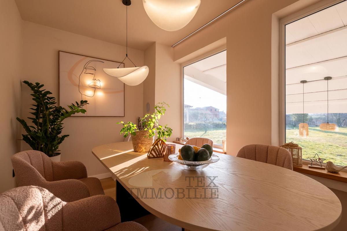 Parenzo, casa e terreno edificabile