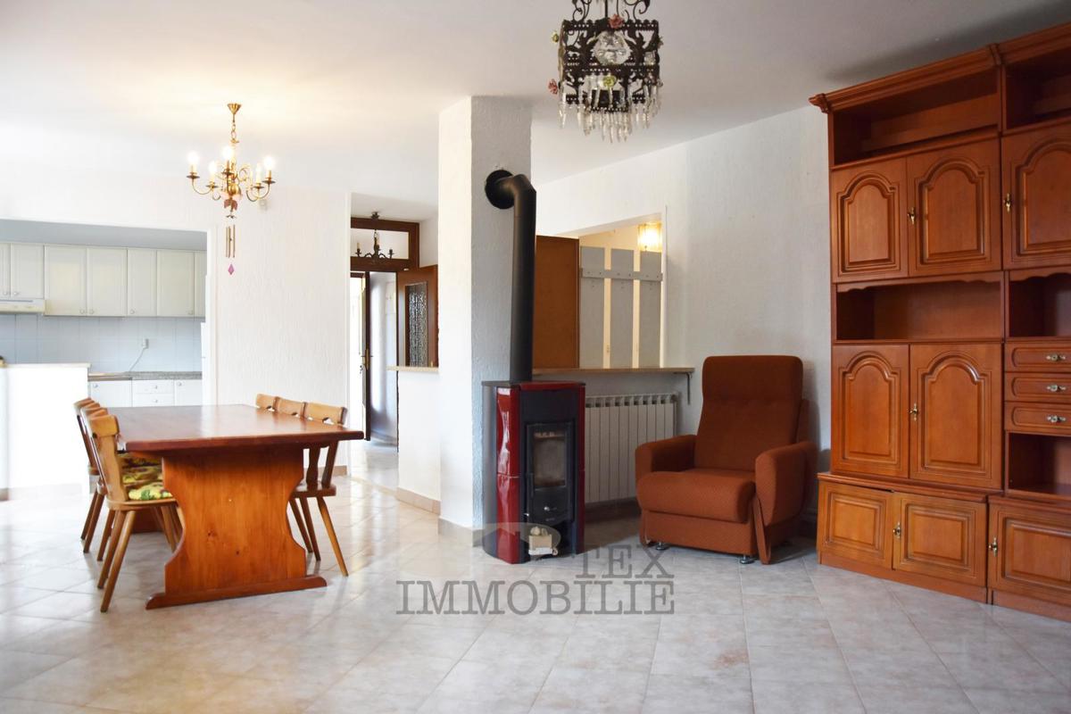 Ampia casa indipendente nei pressi di Parenzo, 282 m2