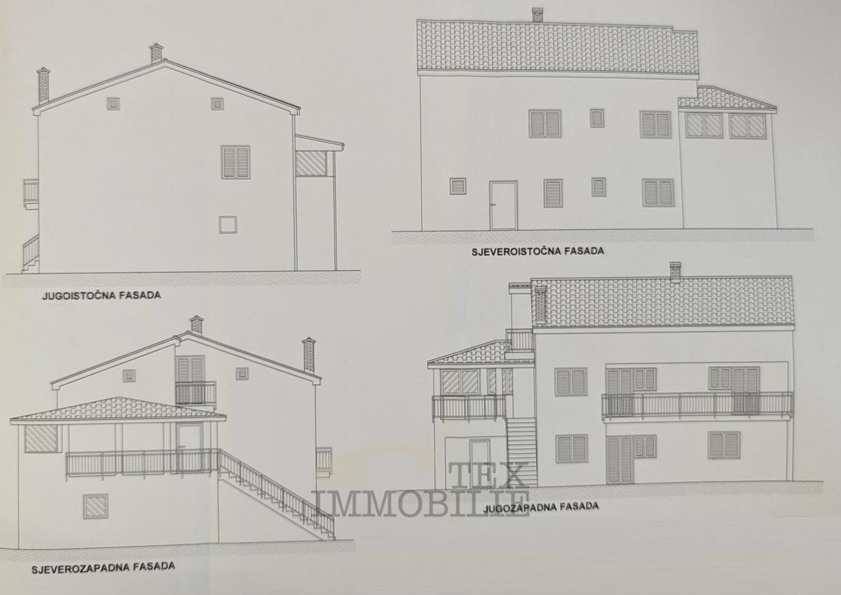 Ampia casa indipendente nei pressi di Parenzo, 282 m2