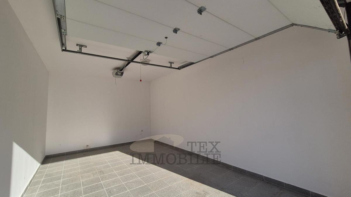 Parenzo, appartamento in ottima posizione a 300 m dal mare