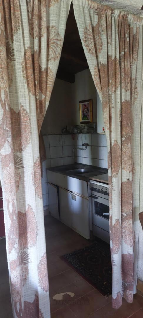 Casetta con ampio terreno edificabile – ottima opportunità di investimento in Istria!