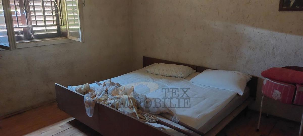 Casetta con ampio terreno edificabile – ottima opportunità di investimento in Istria!