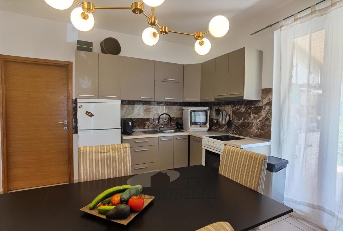 Parenzo – Appartamento con giardino e terrazza, a 4 km dal mare