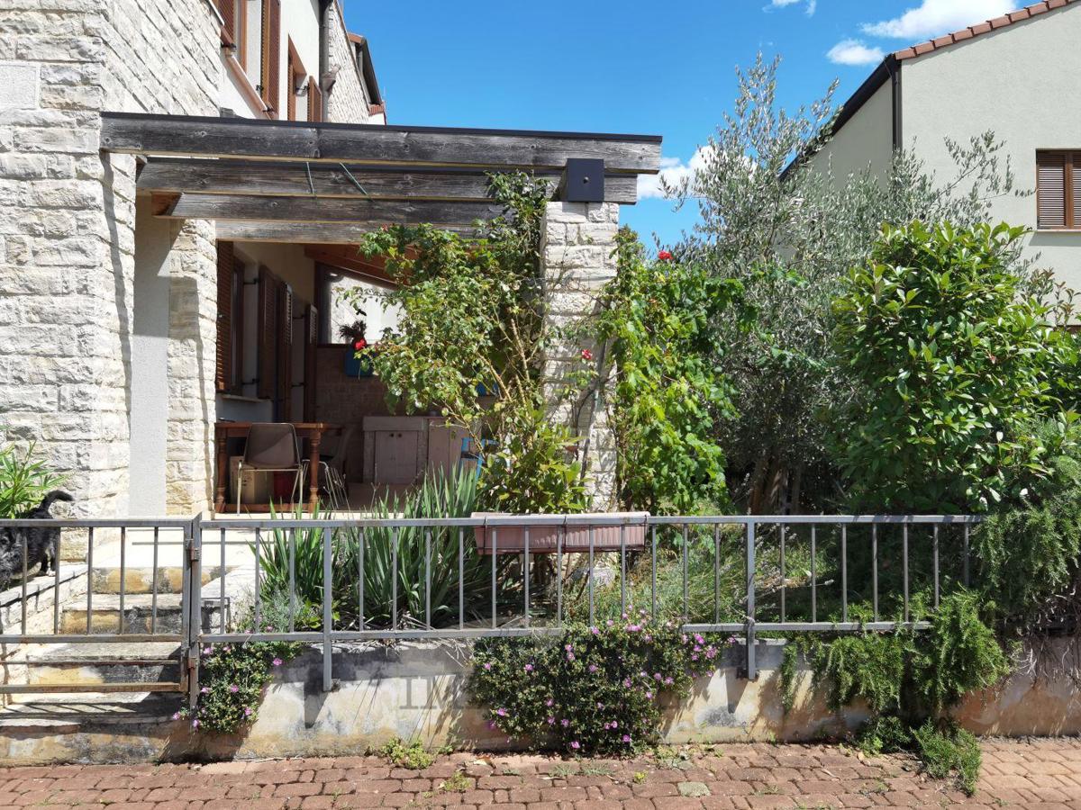 Parenzo – Appartamento con giardino e terrazza, a 4 km dal mare