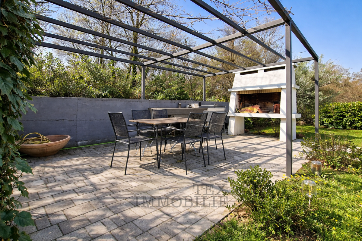 Bellissima casa vicino alla città di Parenzo