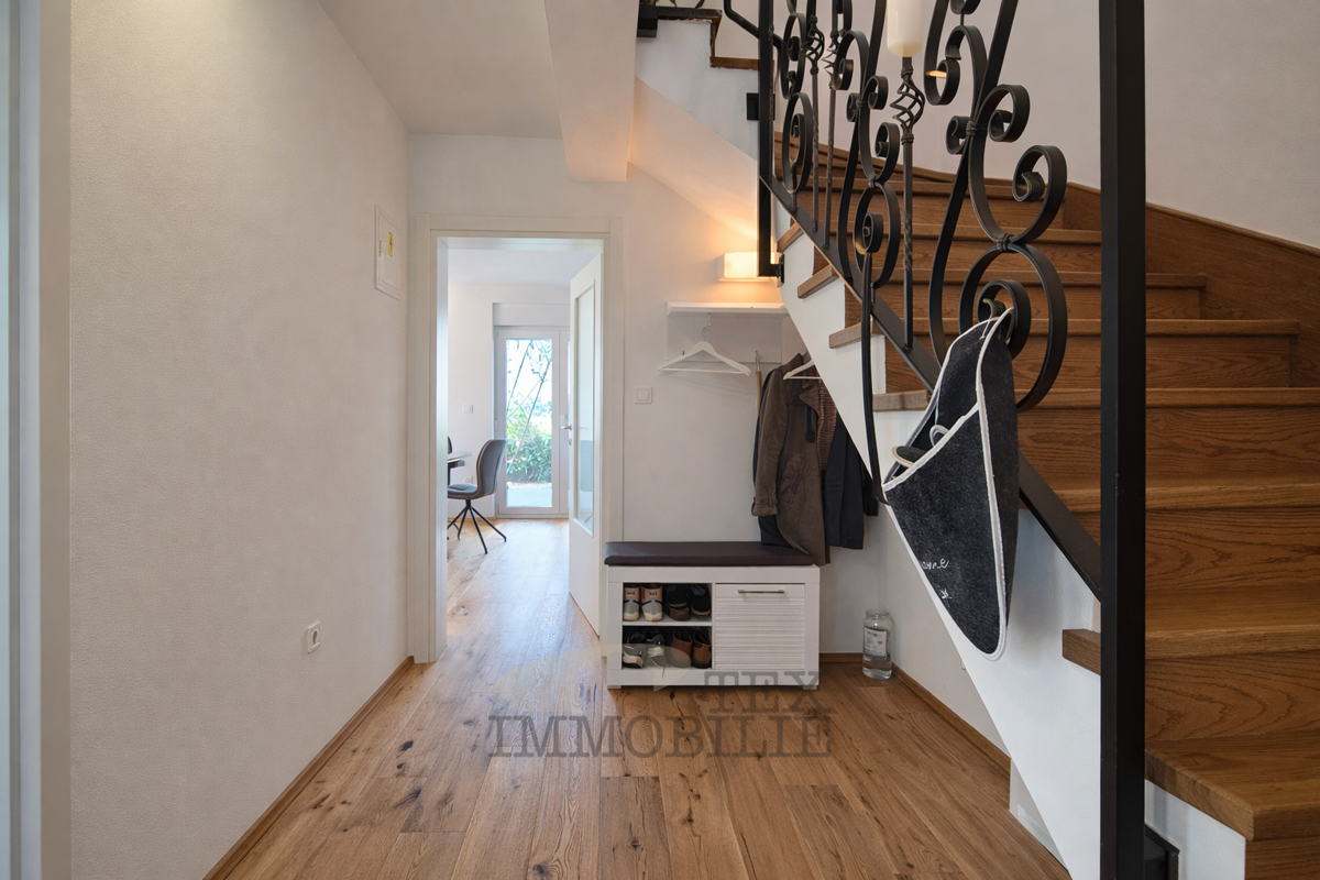 Bellissima casa vicino alla città di Parenzo