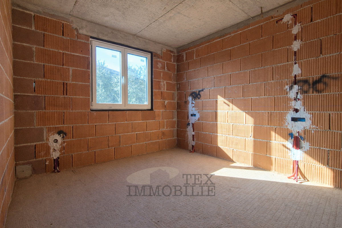 Wohnung mit Meerblick in der Nähe von Poreč – 78,23 m²