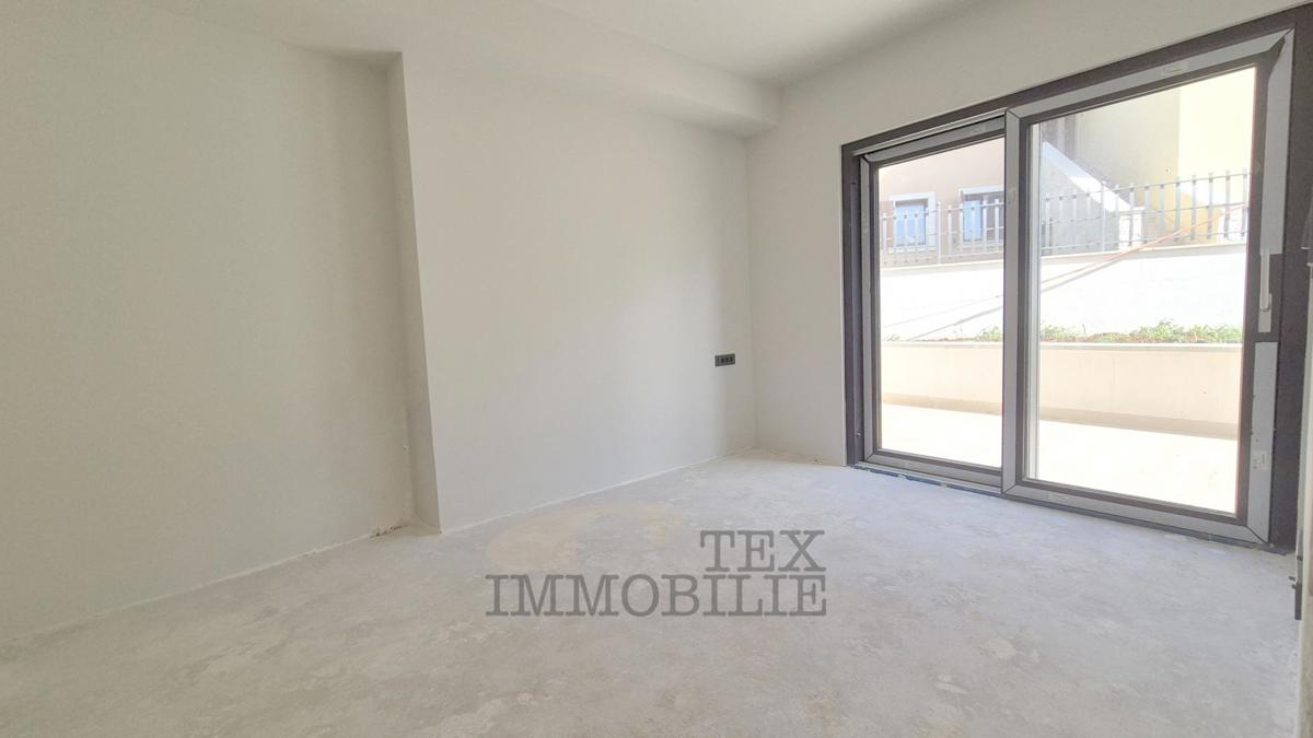 Nuovo appartamento vicino al mare e al centro di Parenzo 