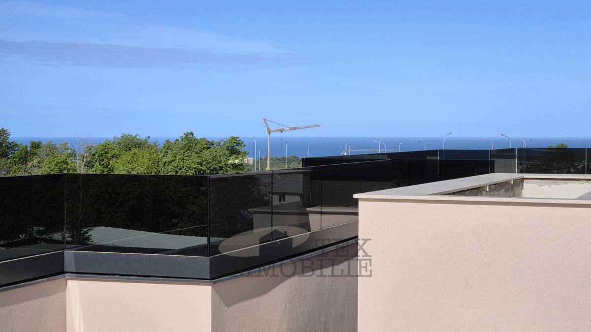 Nuovo appartamento vicino al mare e al centro di Parenzo 