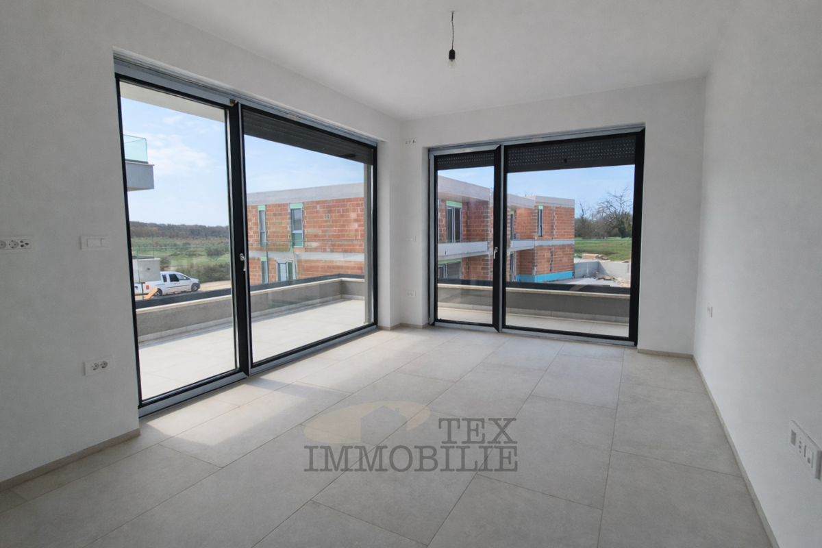 Bella villa moderna con piscina a Parenzo 