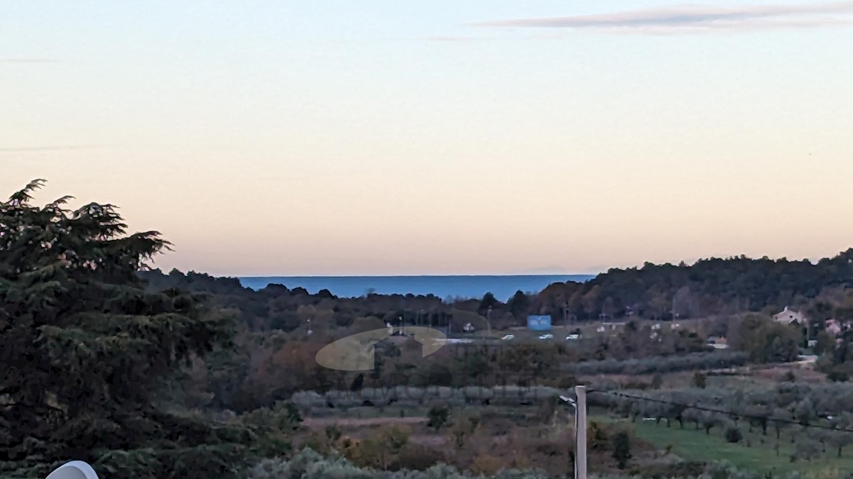 Bella villa moderna con piscina a Parenzo 