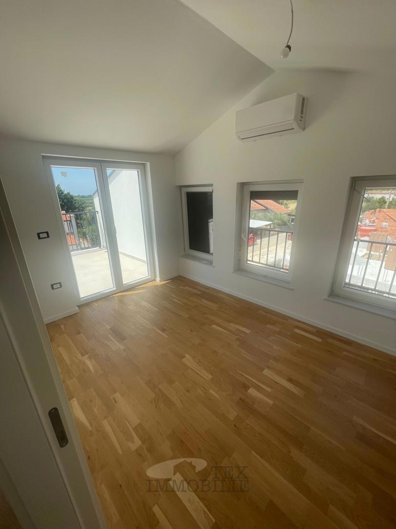 Casa a 7.7 km da Parenzo, 152 m2