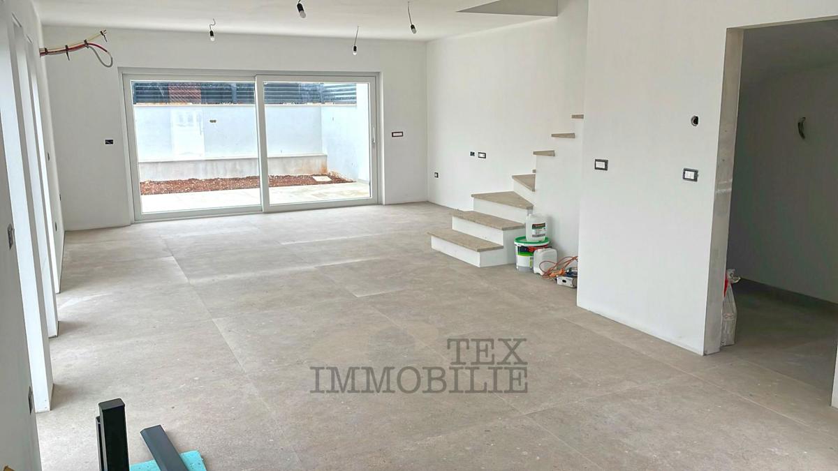 Casa a 7.7 km da Parenzo, 152 m2