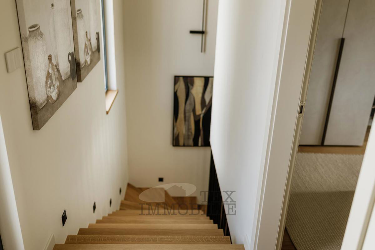 Poreč okolica, dvojna kuća u izgradnji u blizini moraa