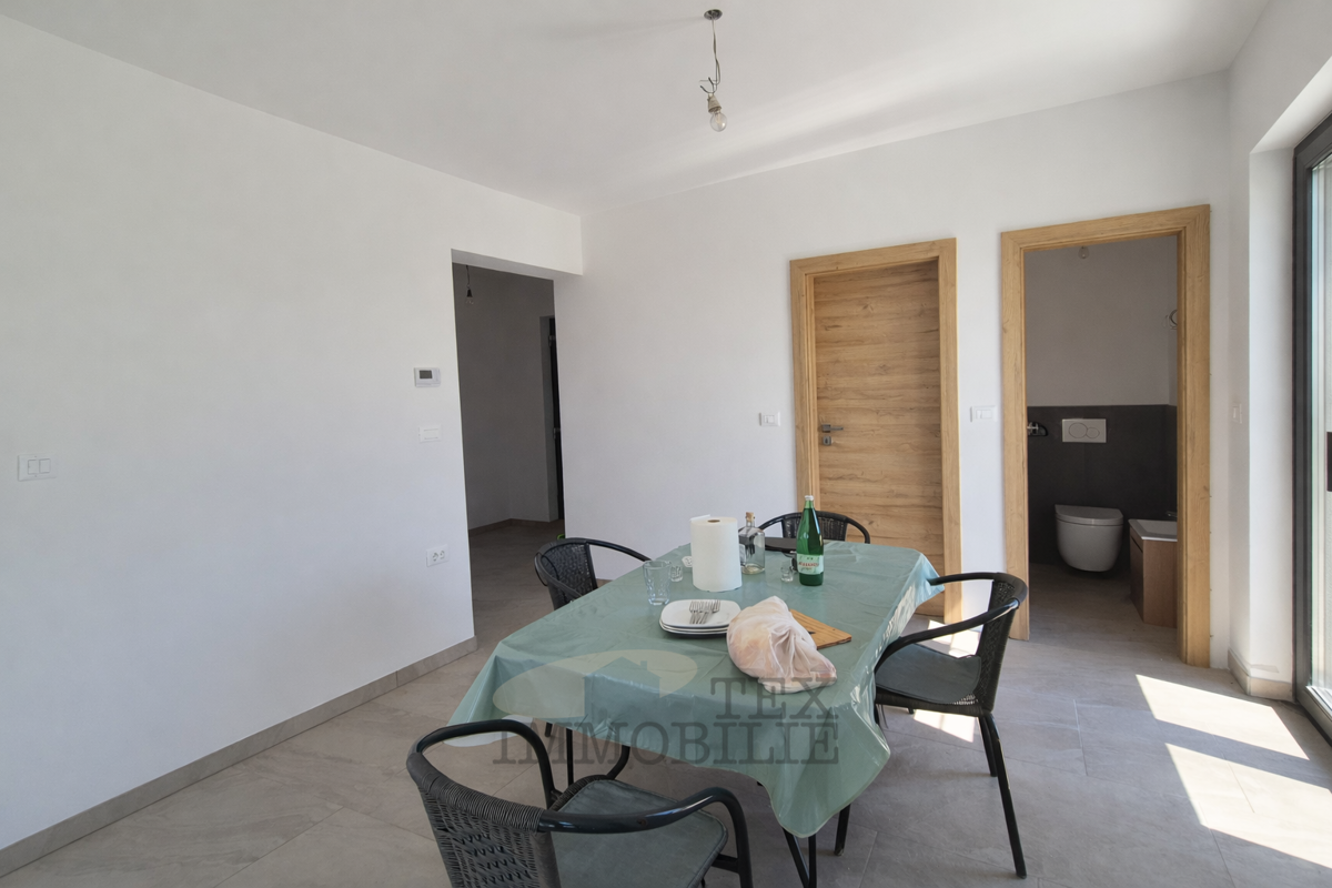 Villa moderna con piscina vicino a Parenzo 