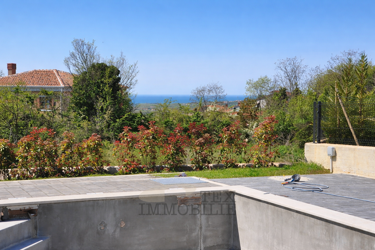 Villa moderna con piscina vicino a Parenzo 