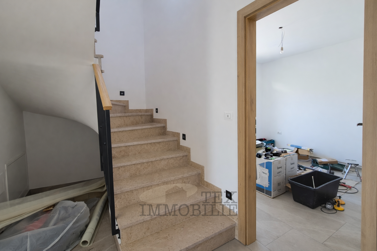 Villa moderna con piscina vicino a Parenzo 