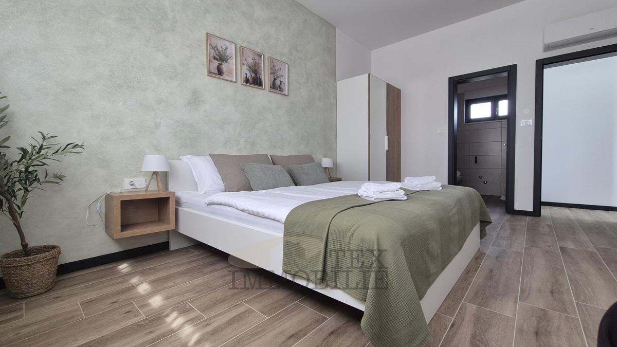 Parenzo, Villa con piscina a 5 km dal mare