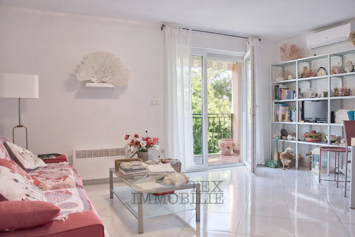 Parenzo, Bellissimo appartamento con giardino a 3 km dal mare