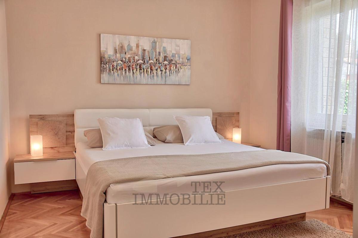 Casa Spaziosa con Ampio Terreno – a 400 m dal Mare a Funtana