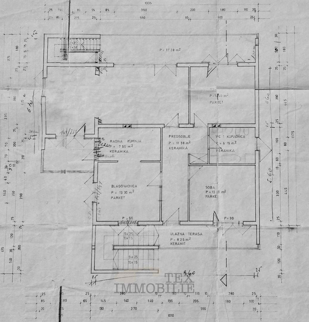 Casa Spaziosa con Ampio Terreno – a 400 m dal Mare a Funtana