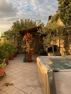 Motovun – Affascinante Casa in Pietra con Terrazza e Vista Panoramica