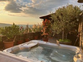 Motovun – Affascinante Casa in Pietra con Terrazza e Vista Panoramica