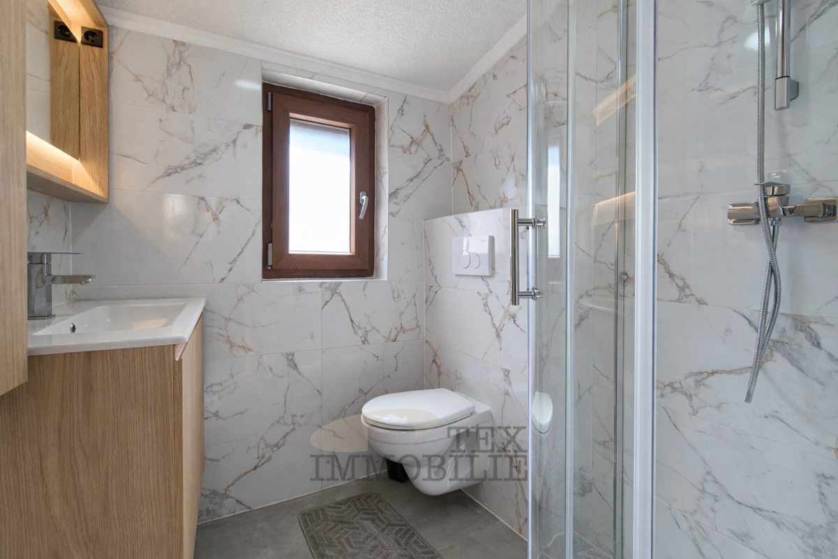 Vabriga - piccola casa vicino a Parenzo, a 1600m dal mare