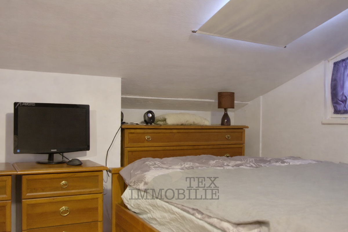 Appartamento con due camere da letto a Parenzo, 58 m2