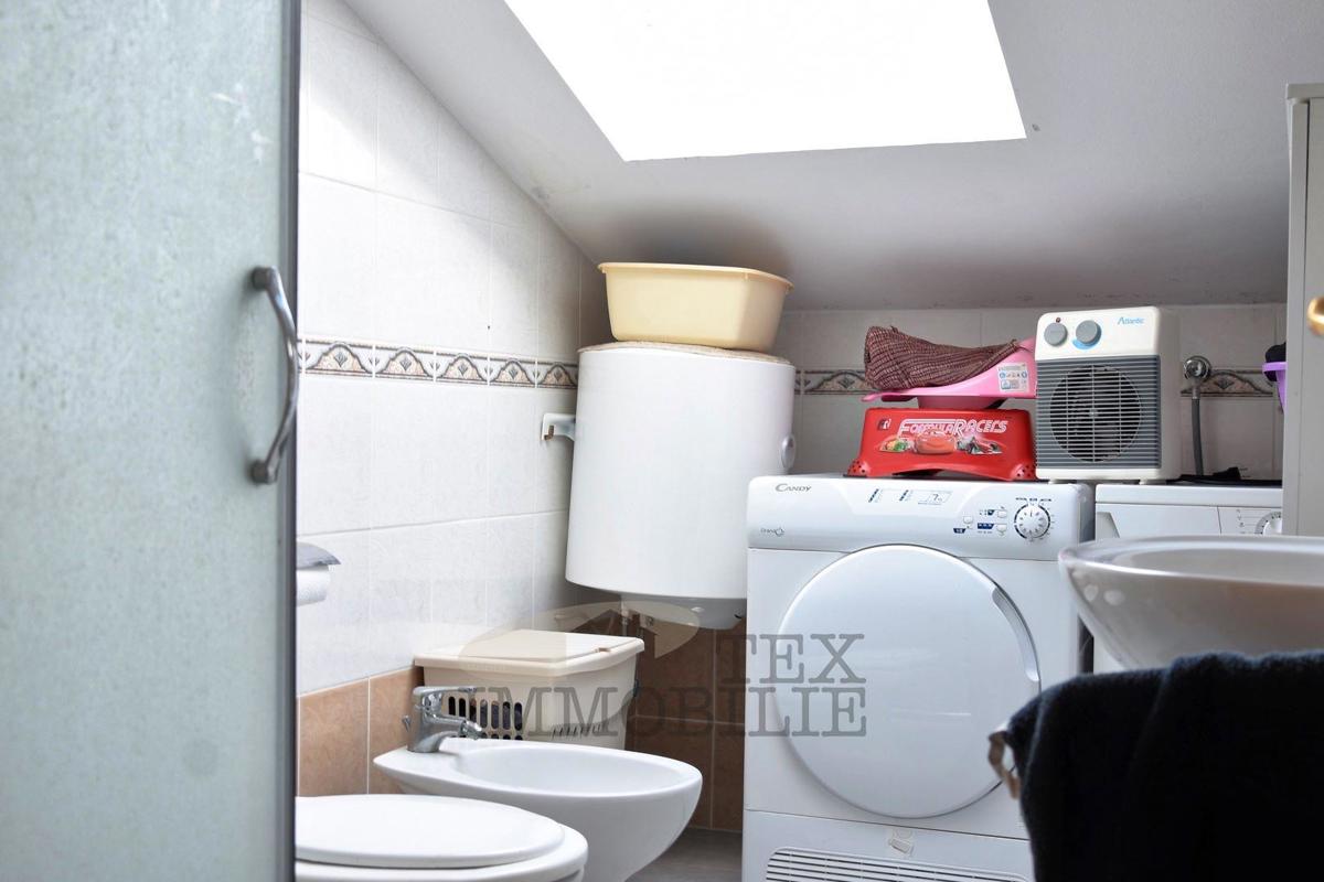 Appartamento con due camere da letto a Parenzo, 58 m2