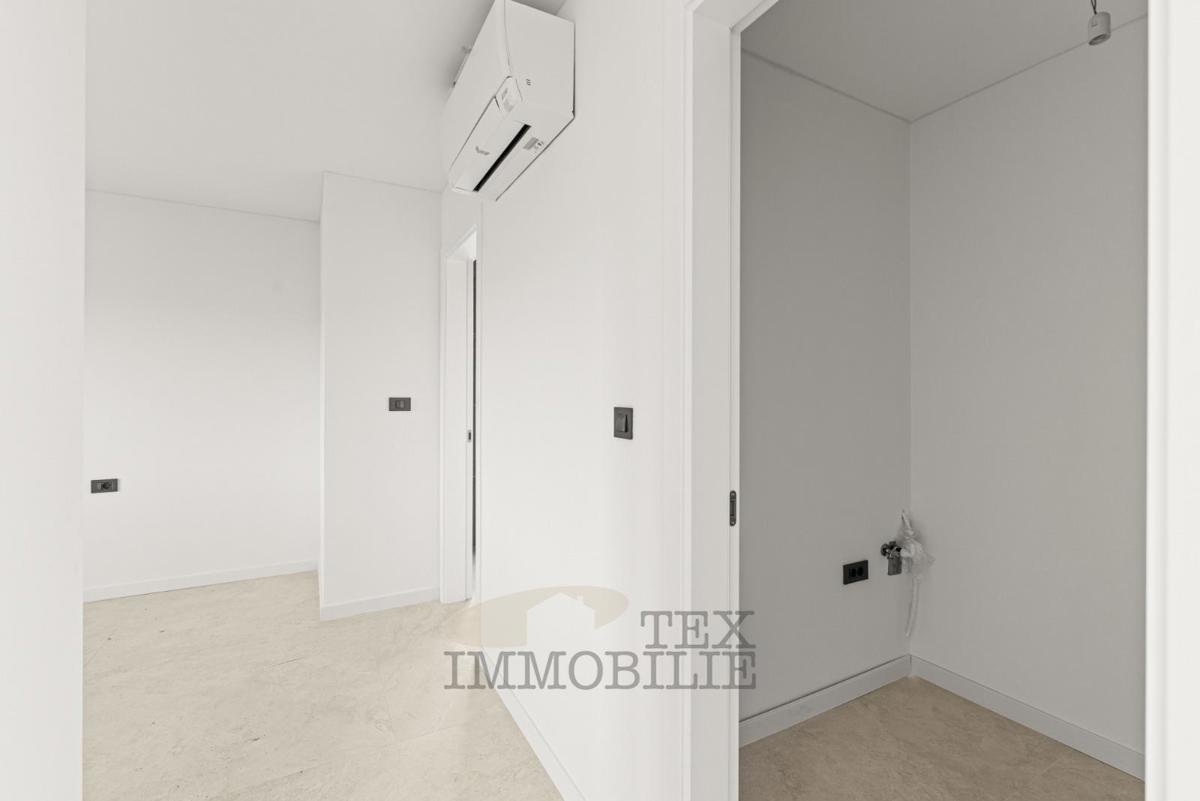 Nuovo appartamento vicino al mare e al centro di Parenzo 