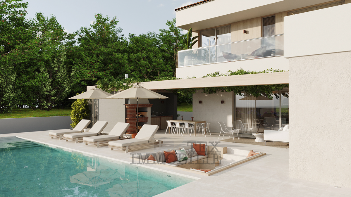 Zona Parenzo, terreno con vista mare con permesso di costruire