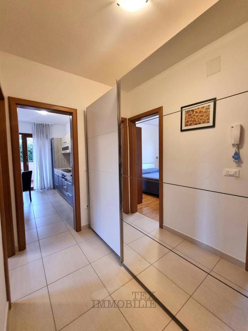 NOVIGRAD! Appartamento al piano terra con 1 camera da letto – ideale per le vacanze o per viverci tutto l’anno!