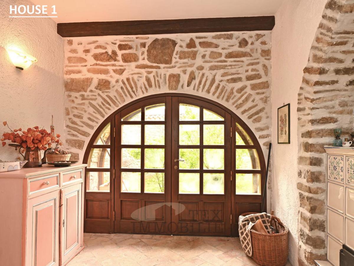 Autentico borgo istriano con potenziale illimitato