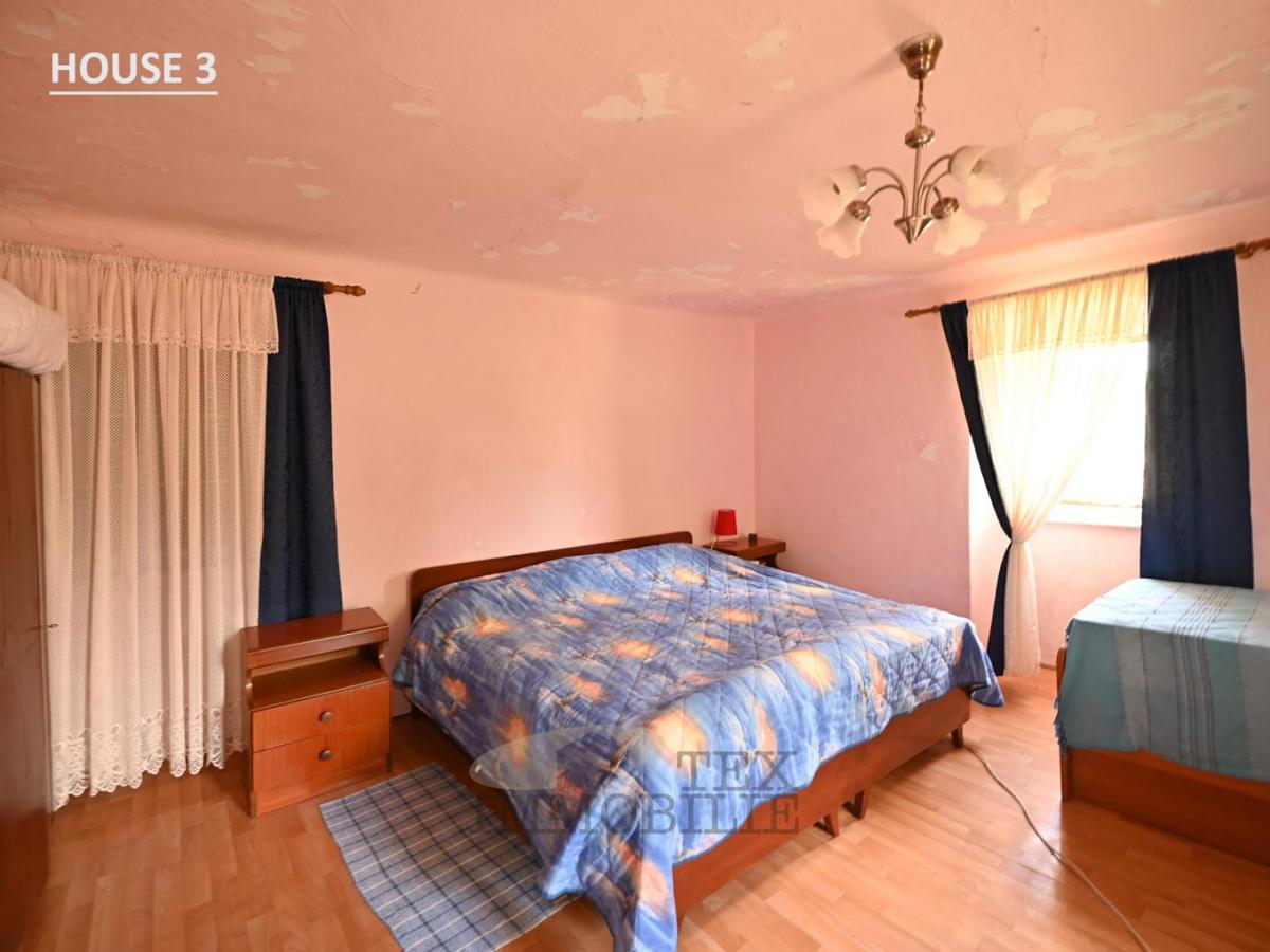 Autentico borgo istriano con potenziale illimitato