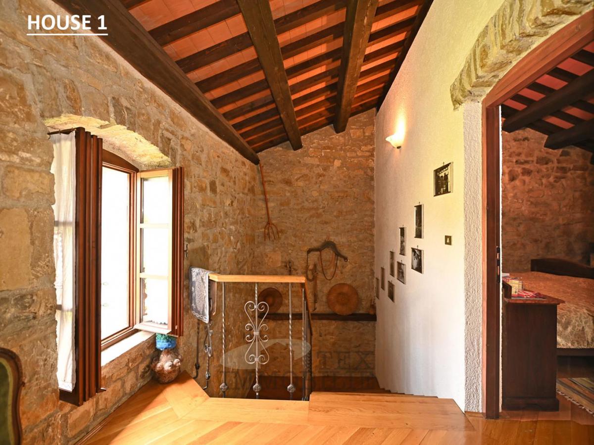 Autentico borgo istriano con potenziale illimitato