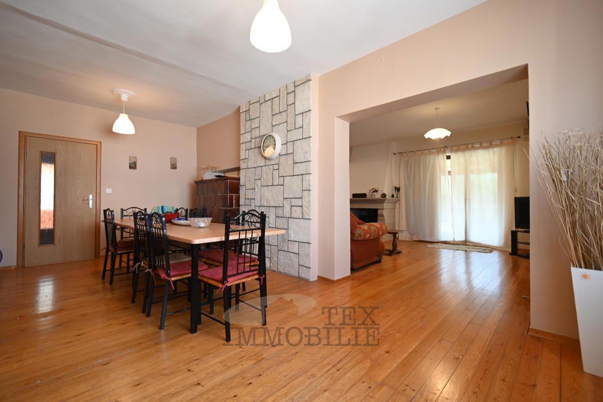 Casa spaziosa con annesso e ampio giardino – a 6 km da Parenzo