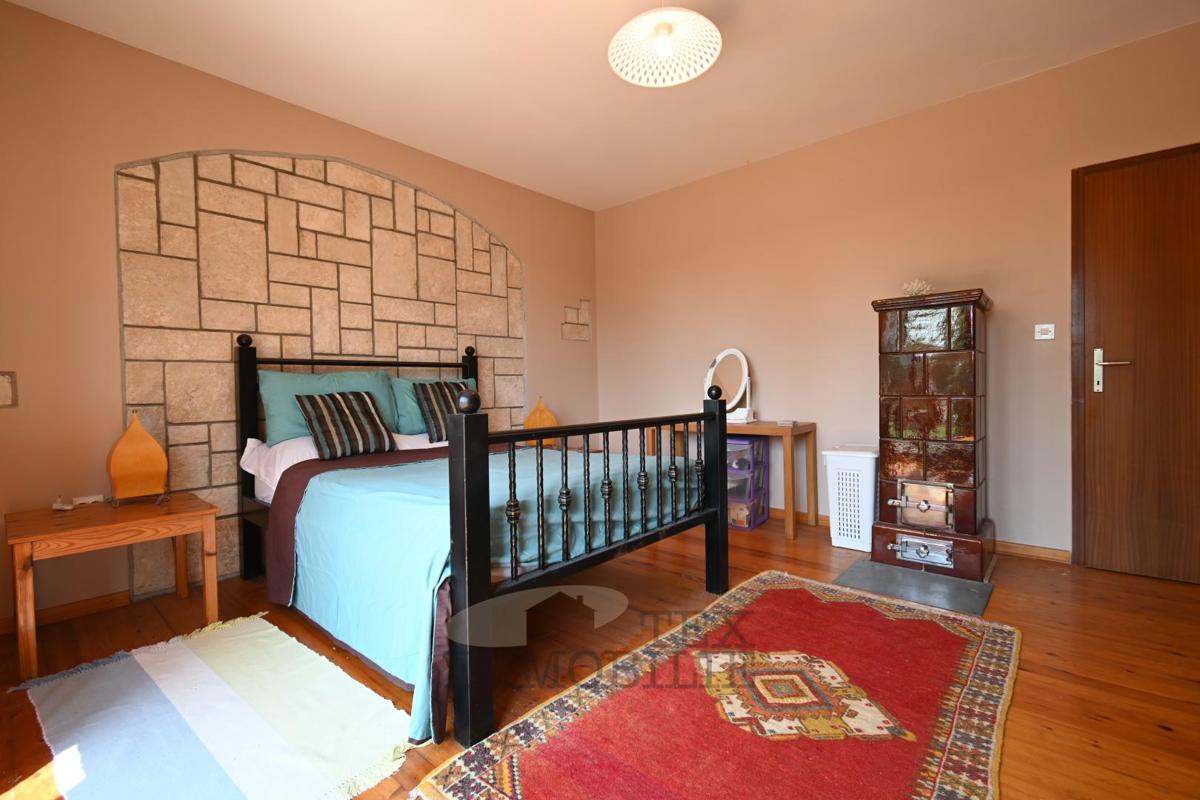 Casa spaziosa con annesso e ampio giardino – a 6 km da Parenzo